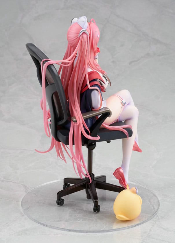 Azur Lane PVC Statue 1/7 Perseus Nursery Unfamiliar Duties Ver. 21 cm - Versand: 5-7 Tage nach Bestellung