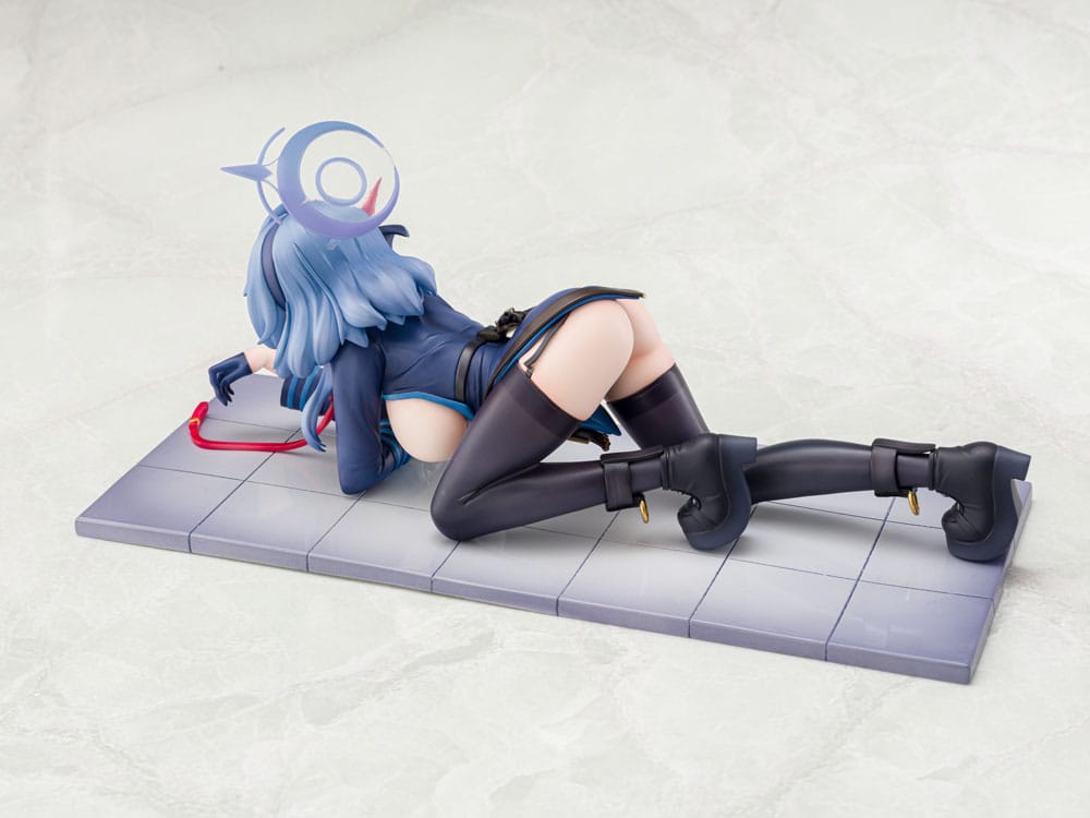 Blue Archive PVC Statue 1/7 Ako Memorial Lobby Ver. 23 cm - Preorder - ETA: 25.08.2026