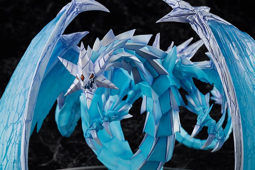 Yu-Gi-Oh! Card Game Monster Figure Collection PVC Figur Brionac, Dragon of the Ice Barrier 26 cm - Preorder - ETA: 25.02.2027