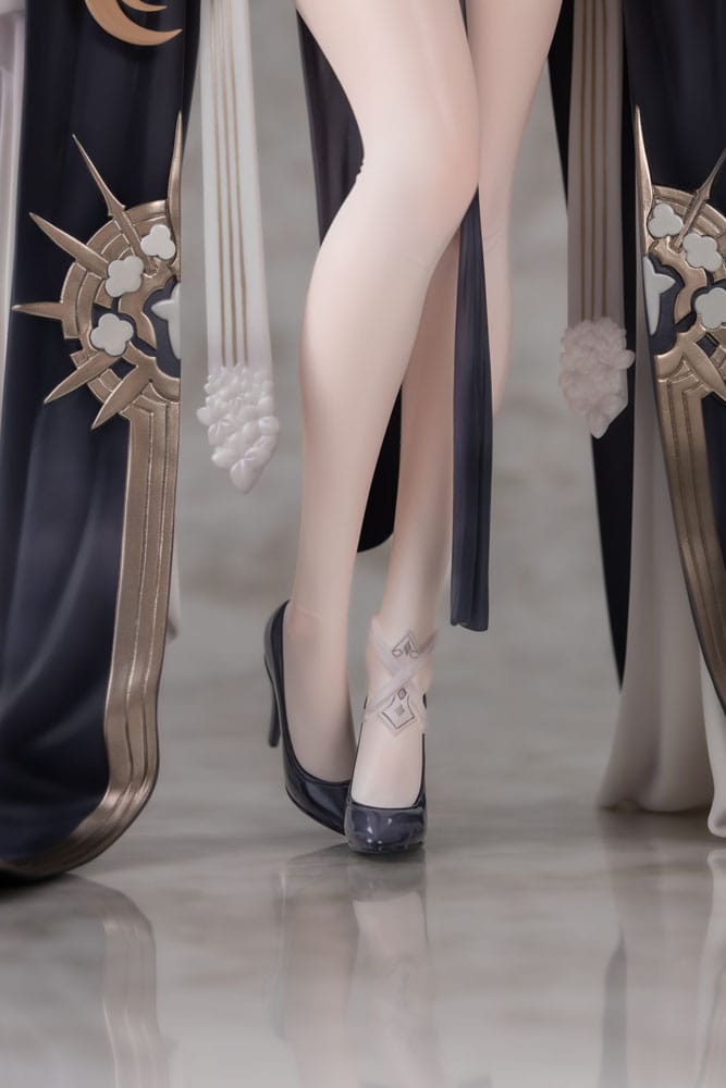 Azur Lane PVC Statue 1/6 Implacable 31 cm - Versand: 5-7 Tage nach Bestellung