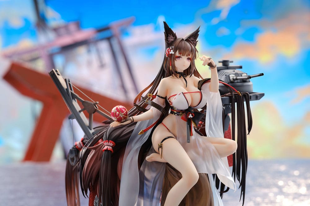 Azur Lane PVC Statue 1/7 Amagi Wending Waters Serene Lotus Ver. 25 cm - Versand: 5-7 Tage nach Bestellung