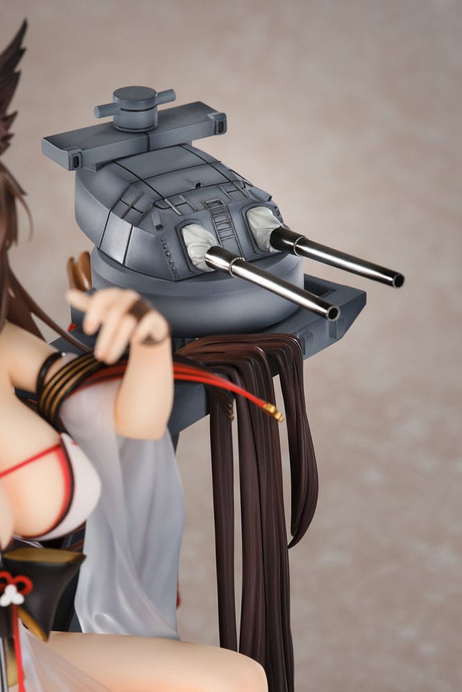 Azur Lane PVC Statue 1/7 Amagi Wending Waters Serene Lotus Ver. 25 cm - Versand: 5-7 Tage nach Bestellung