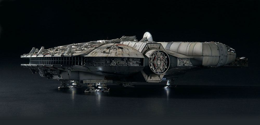 Star Wars Episode IV Perfect Grade Modellbausatz 1/72 Millennium Falke 48 cm - Preorder - ETA: 14.09.2025