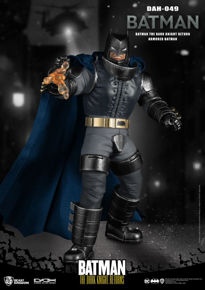 Batman The Dark Knight Returns Dynamic 8ction Heroes Actionfigur 1/9 Armored Batman 21 cm - Versand: 5-7 Tage nach Bestellung