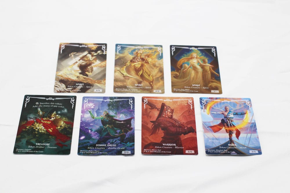 Magic the Gathering Dice and Token Pack Tarkir Dragonstorm *Englisch* - Versand: 5-7 Tage nach Bestellung