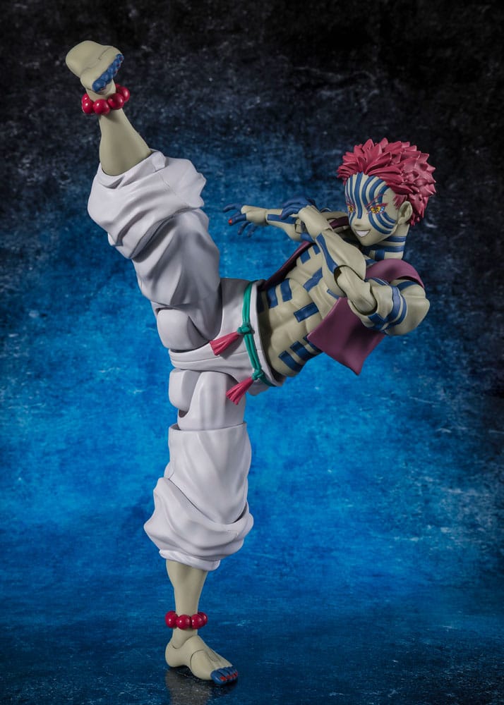 Demon Slayer: Kimetsu no Yaiba S.H.Figuarts Actionfigur Akaza 15 cm - Versand: 5-7 Tage nach Bestellung