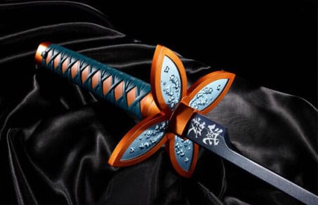 Demon Slayer: Kimetsu no Yaiba Proplica Replik 1/1 Nichirin Schwert (Shinobo Kocho) 88 cm - Preorder - ETA: 25.08.2026