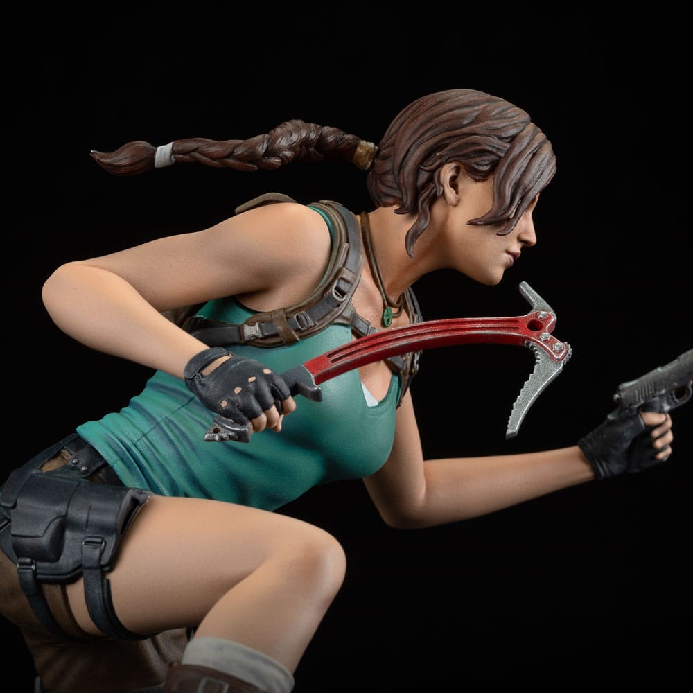 Tomb Raider PVC Statue Lara Croft 24 cm - Versand: 5-7 Tage nach Bestellung
