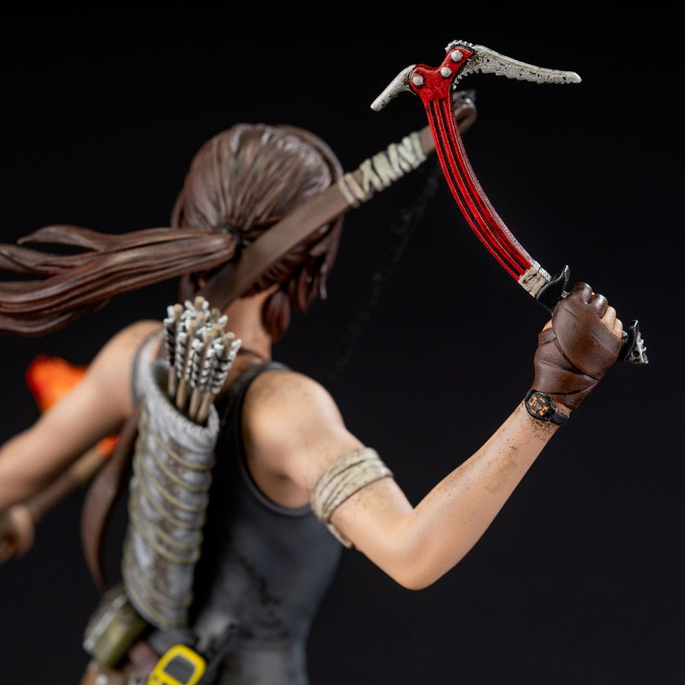 Tomb Raider PVC Statue Lara Croft Survivor Era 33 cm - Preorder - ETA: 20.11.2025