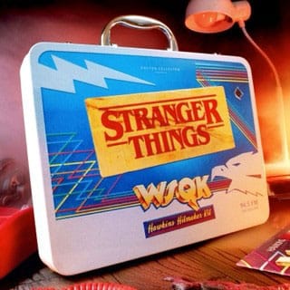 Stranger Things Geschenkbox Hawkins Hitmaker Kit - sofort verfügbar