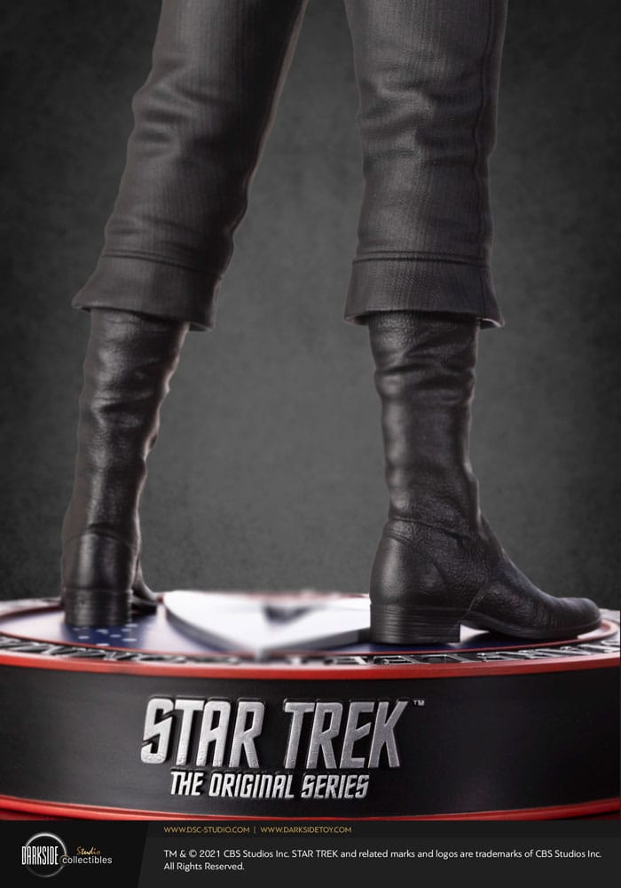 Star Trek Musuem Statue 1/3 Captain James T Kirk 64 cm - Versand: 5-7 Tage nach Bestellung