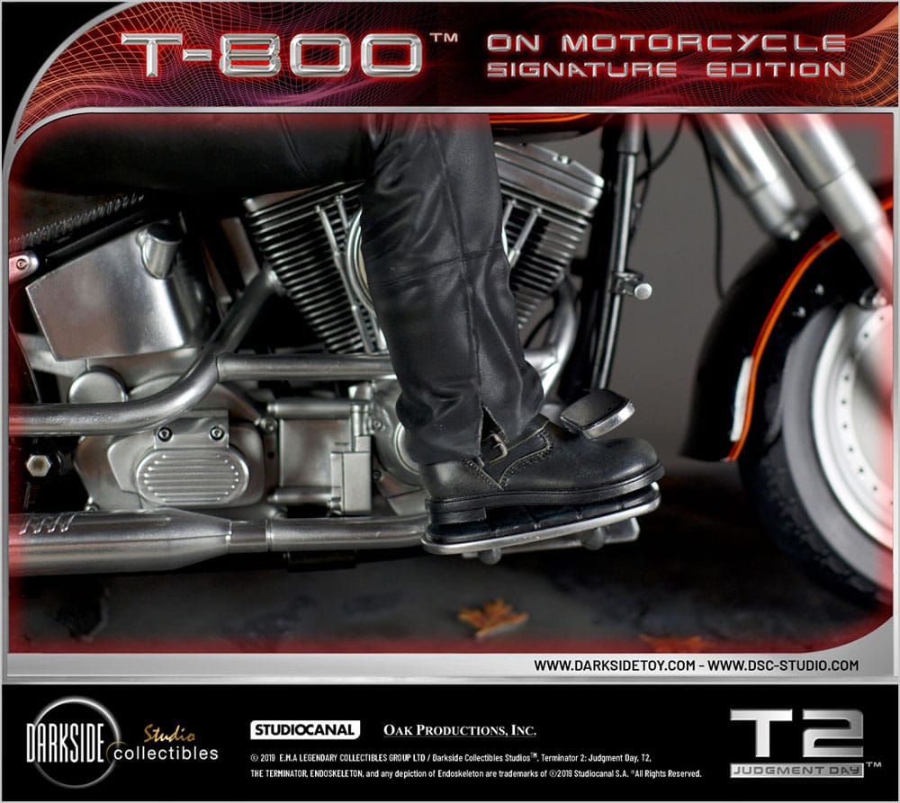 Terminator 2 Statue T-800 On Motorcycle Limited Signature Edition 70 cm - Preorder - ETA: 26.11.2025