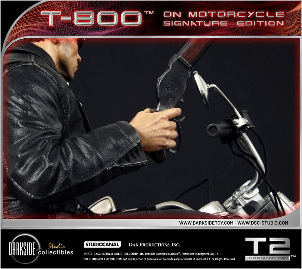 Terminator 2 Statue T-800 On Motorcycle Limited Signature Edition 70 cm - Preorder - ETA: 26.11.2025
