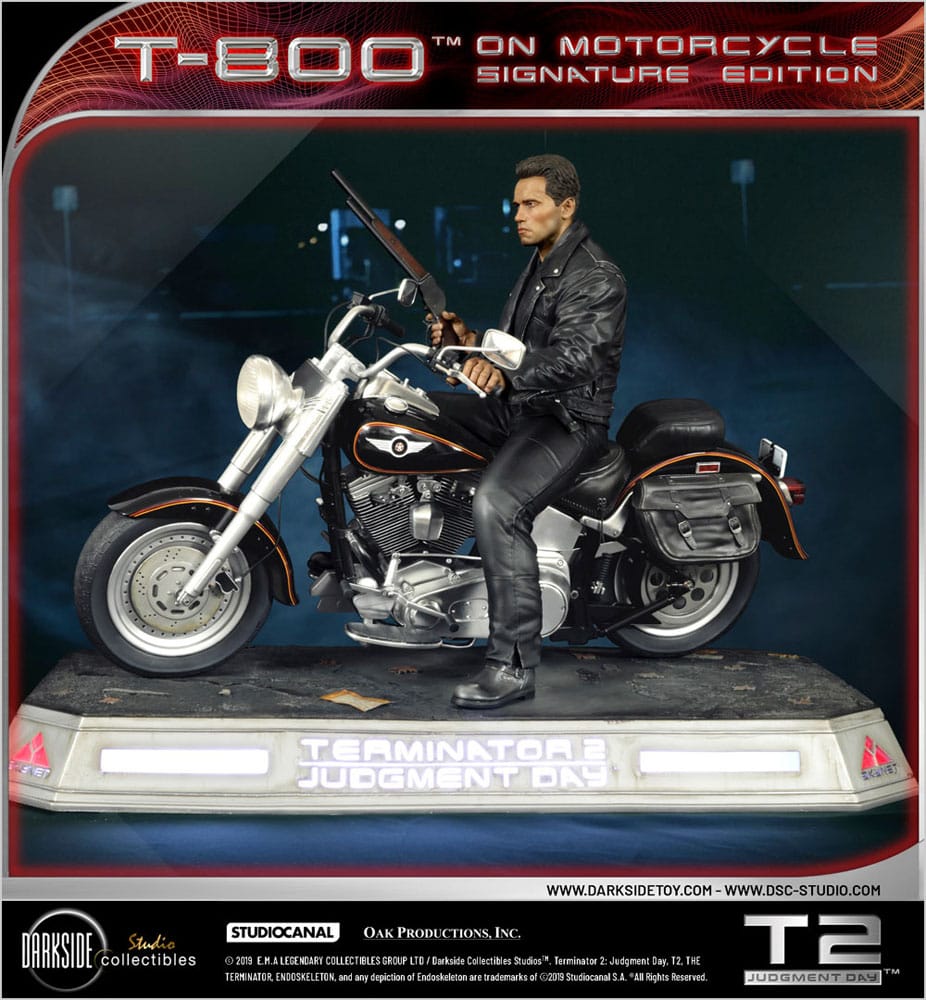 Terminator 2 Statue T-800 On Motorcycle Limited Signature Edition 70 cm - Preorder - ETA: 26.11.2025