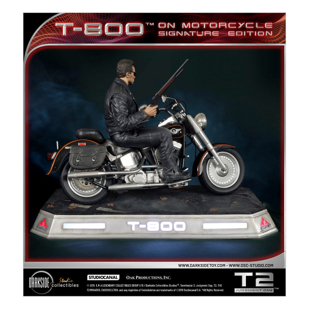 Terminator 2 Statue T-800 On Motorcycle Limited Signature Edition Exclusive 70 cm - Preorder - ETA: 26.11.2025