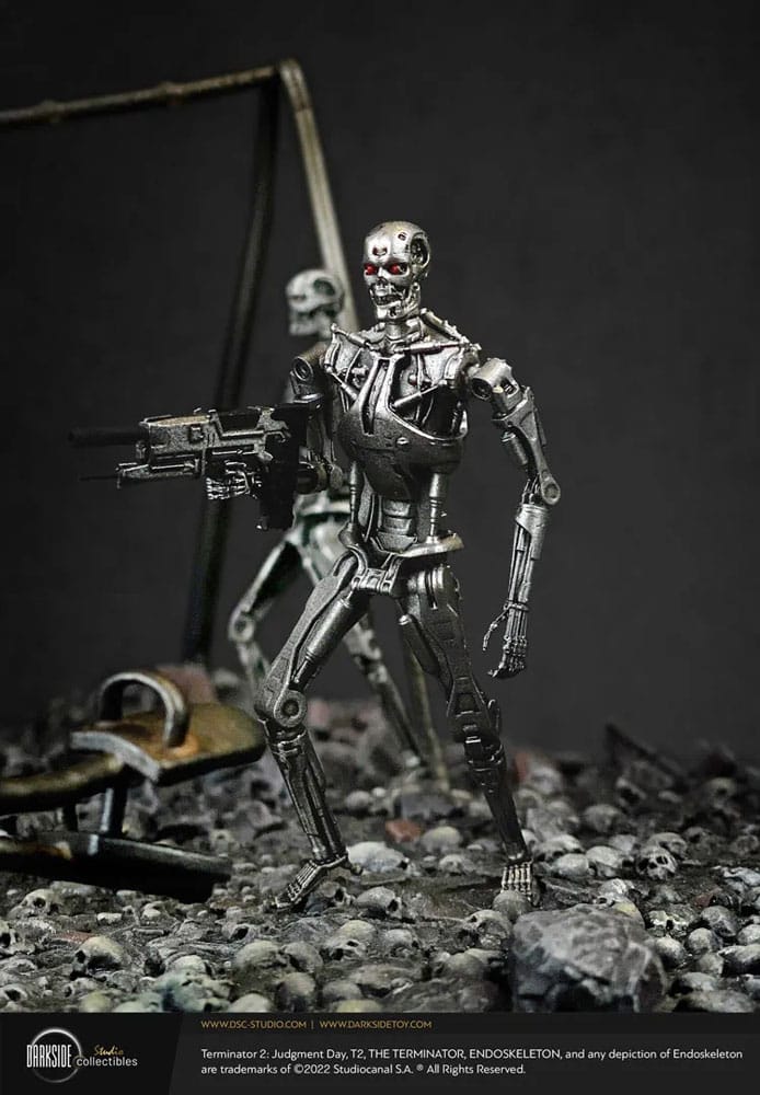 Terminator 2 Judgment Day Replik Aerial Hunter Killer 30th Anniversary Edition 60 cm - Preorder - ETA: 23.11.2025