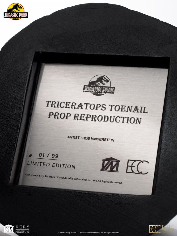 Jurassic Park 1/1 Replik Triceratops Toenail 16 cm - Preorder - ETA: 25.02.2027