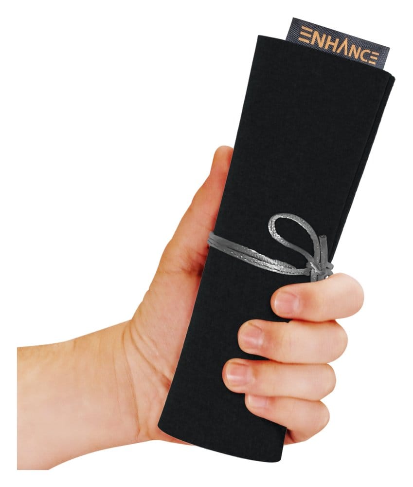 Enhance Tabletop-Zubehör Roll on a Scroll Würfel und Würfelmatte Weiß - Preorder - ETA: 10.10.2026