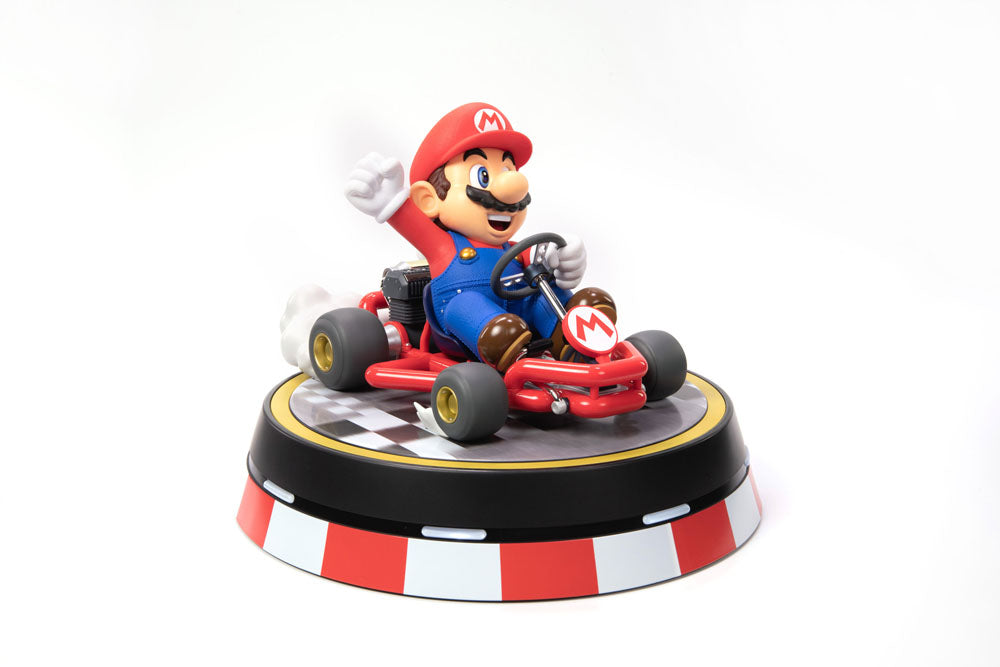 Mario Kart PVC Statue Mario Collector's Edition 22 cm - Preorder - ETA: 20.12.2025