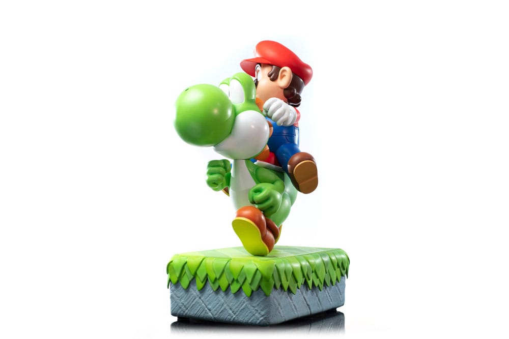 Super Mario Statue Mario & Yoshi 48 cm - Preorder - ETA: 25.11.2026