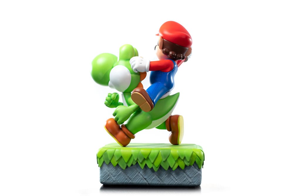 Super Mario Statue Mario & Yoshi 48 cm - Preorder - ETA: 25.11.2026