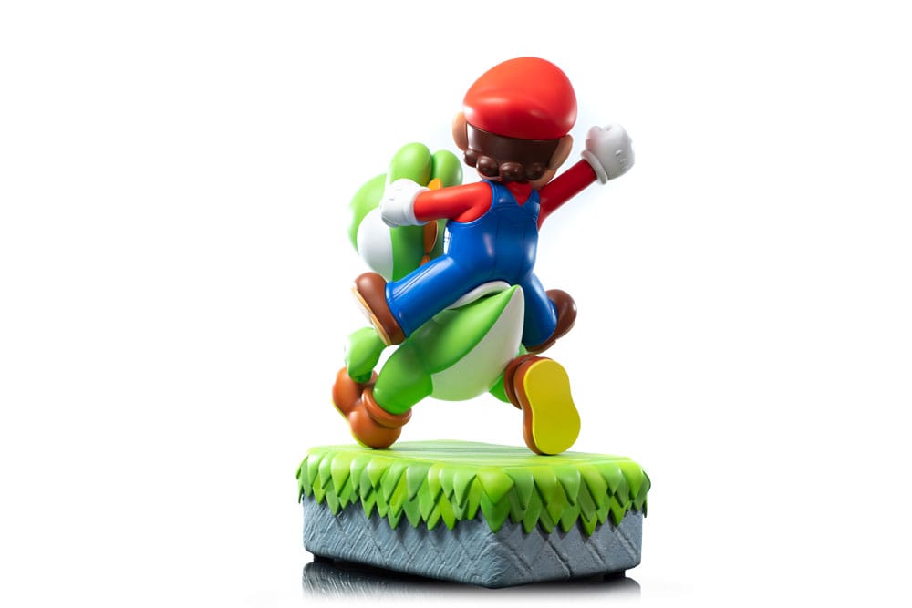 Super Mario Statue Mario & Yoshi 48 cm - Preorder - ETA: 25.11.2026