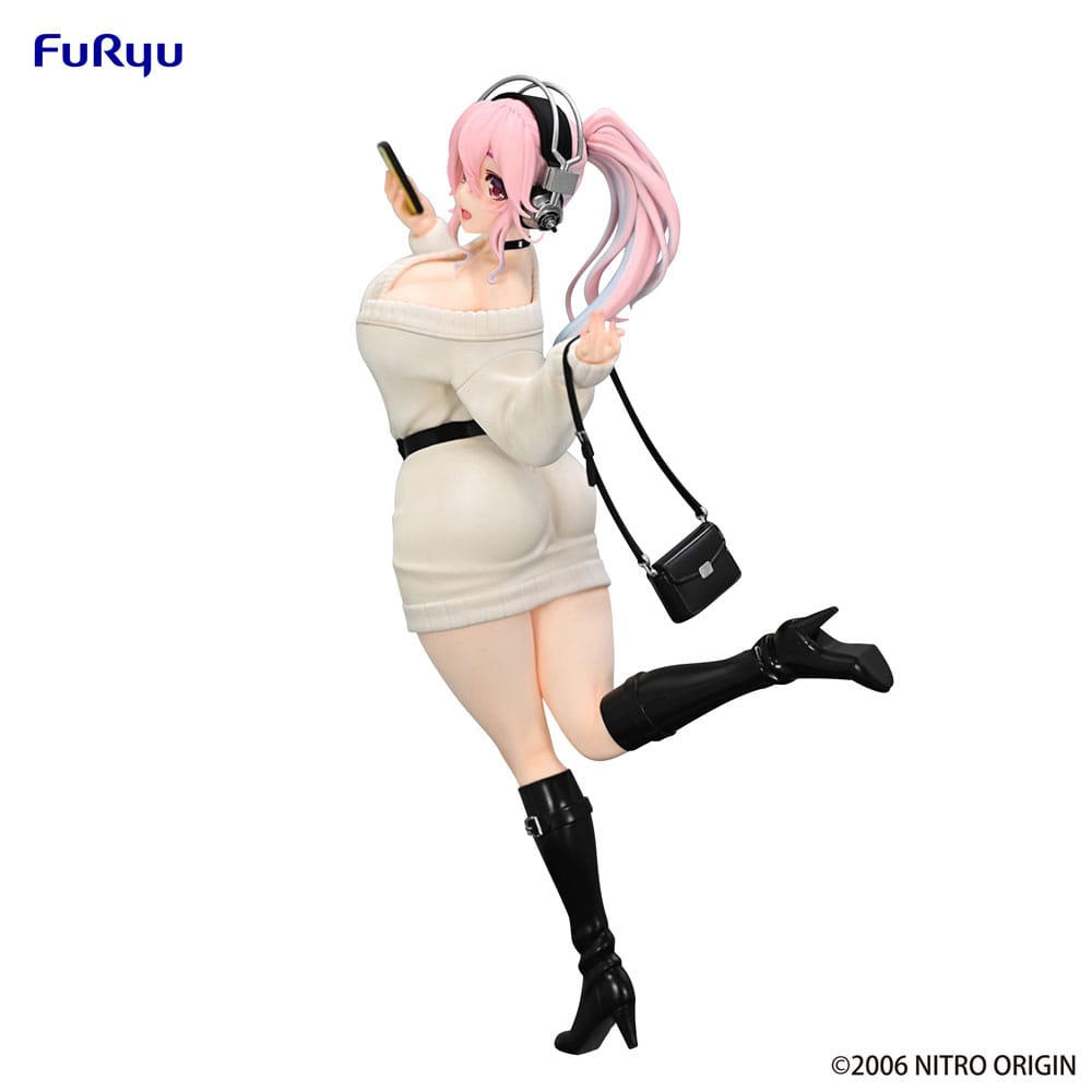 Super Sonico Trio-Try-iT PVC Statue Winter Memory Ver. 21 cm - Versand: 5-7 Tage nach Bestellung
