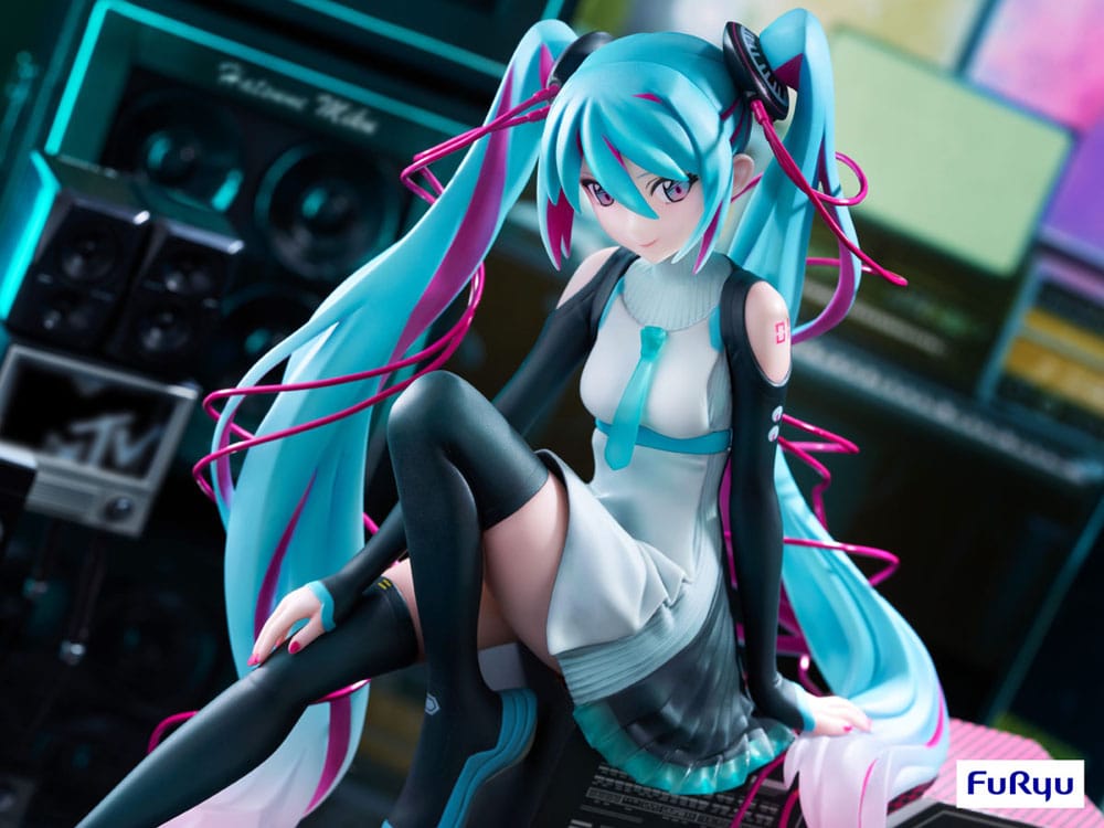 Hatsune Miku Statue 1/7 Hatsune Miku x MTV 20 cm - Versand: 5-7 Tage nach Bestellung
