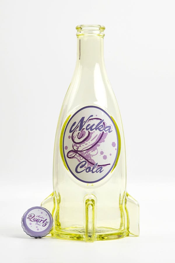 Fallout Botlle Series Glass Bottle & Cap Nuka Quartz - Preorder - ETA: 01.10.2025