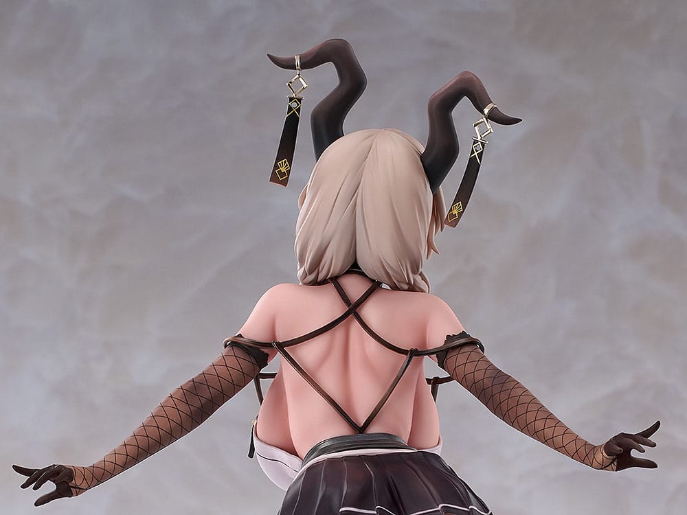 Azur Lane Statue 1/7 Owari: Light Equipment Ver. 26 cm - Preorder - ETA: 25.11.2025