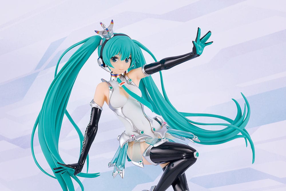 Hatsune Miku GT Project Plastic Model Kit Reincarnation Racing Miku: 2013 Ver. 19 cm  - Preorder - ETA: 25.06.2026