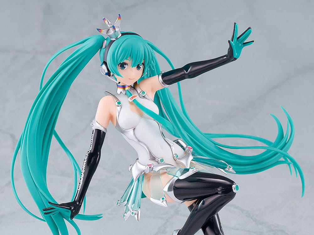 Hatsune Miku GT Project Plastic Model Kit Reincarnation Racing Miku: 2013 Ver. 19 cm  - Preorder - ETA: 25.06.2026