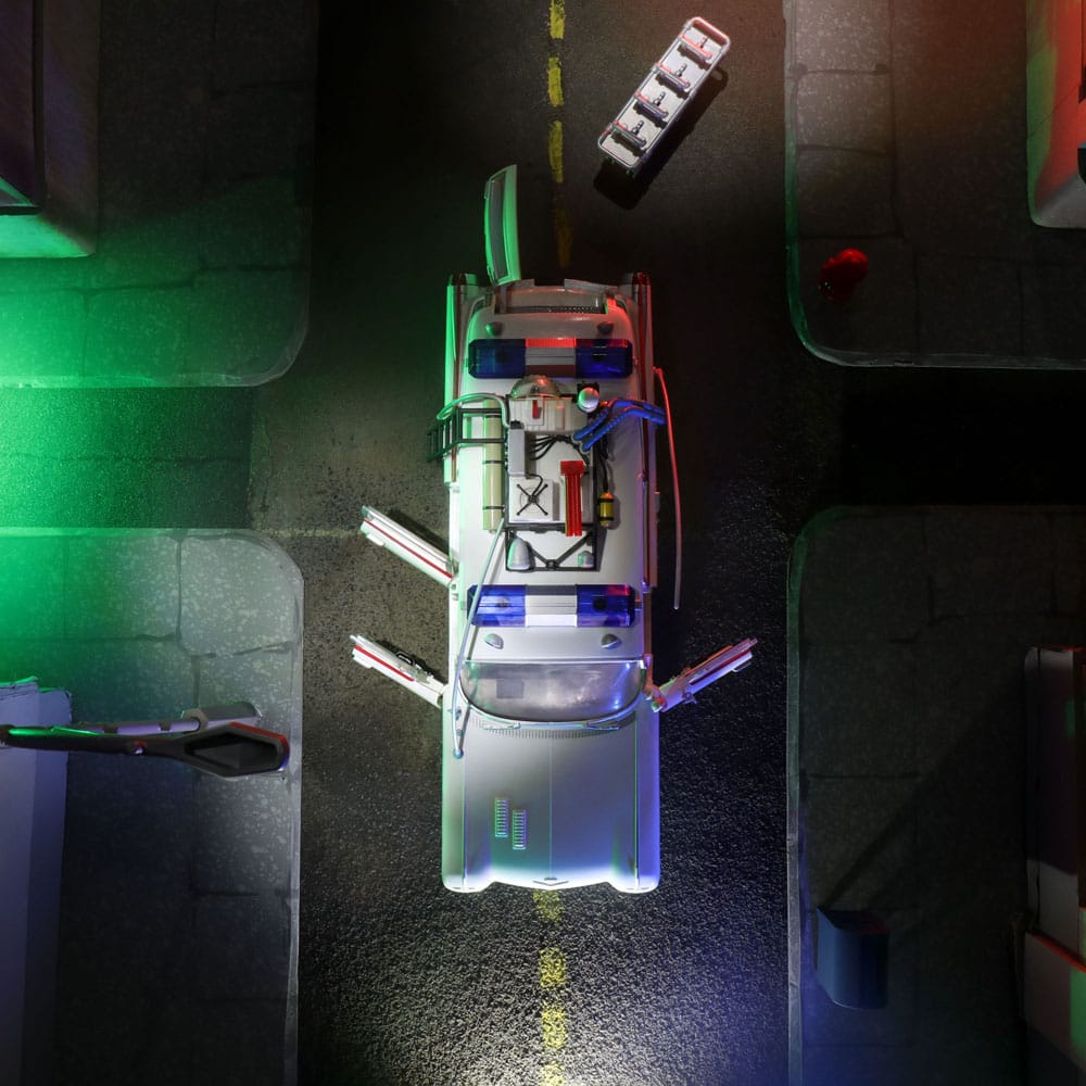 Ghostbusters Plasma Series Fahrzeug 1/18 Ecto-1 (1984) - Versand: 5-7 Tage nach Bestellung