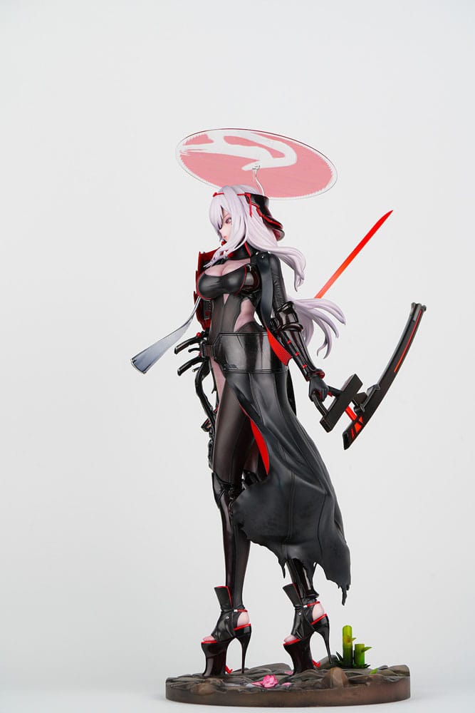 Goddess of Victory: Nikke Hobby sakura x GNFZ TOYZ PVC Statue 1/4 Scarlet: Black Shadow 43 cm - Preorder - ETA: 25.09.2026