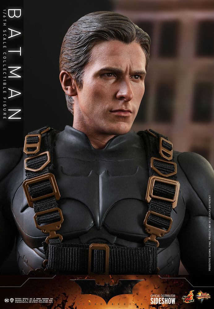 Batman Begins Movie Masterpiece Actionfigur 1/6 Batman Hot Toys Exclusive 32 cm - Versand: 5-7 Tage nach Bestellung