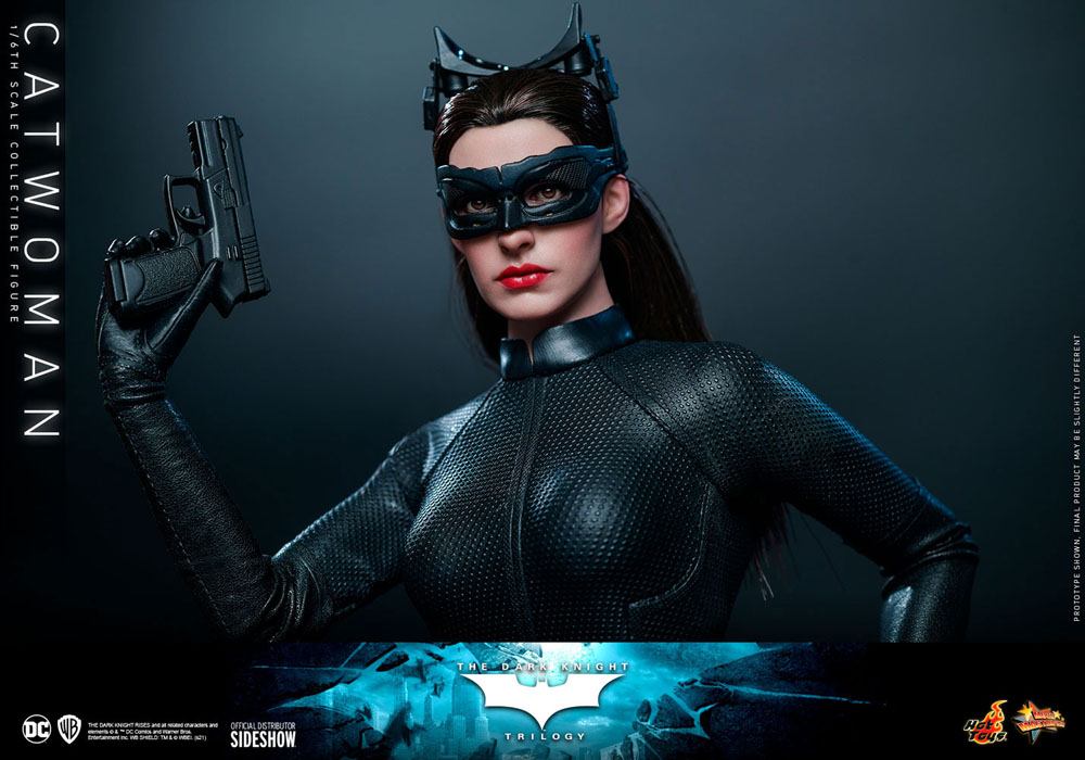 The Dark Knight Trilogy Movie Masterpiece Actionfigur 1/6 Catwoman 29 cm - Versand: 5-7 Tage nach Bestellung
