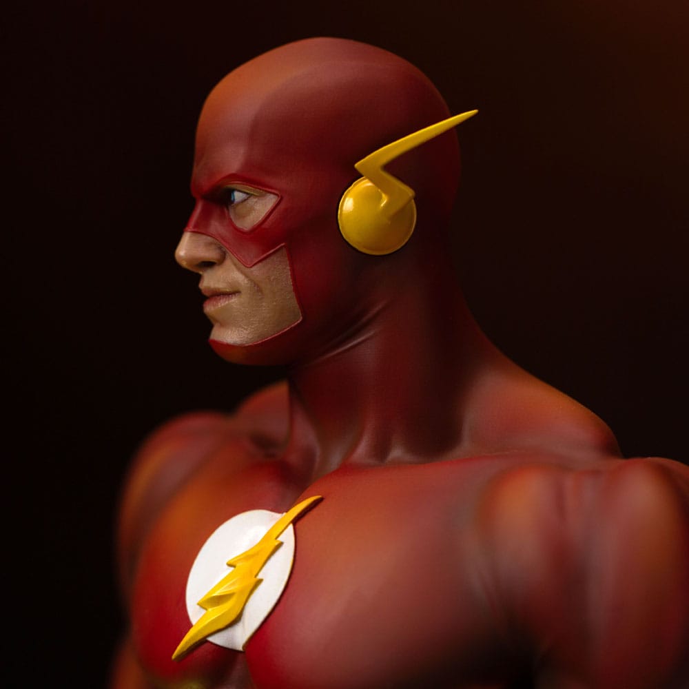 DC Comics Legacy Replica Statue 1/4 Flash 54 cm - Preorder - ETA: 20.10.2026