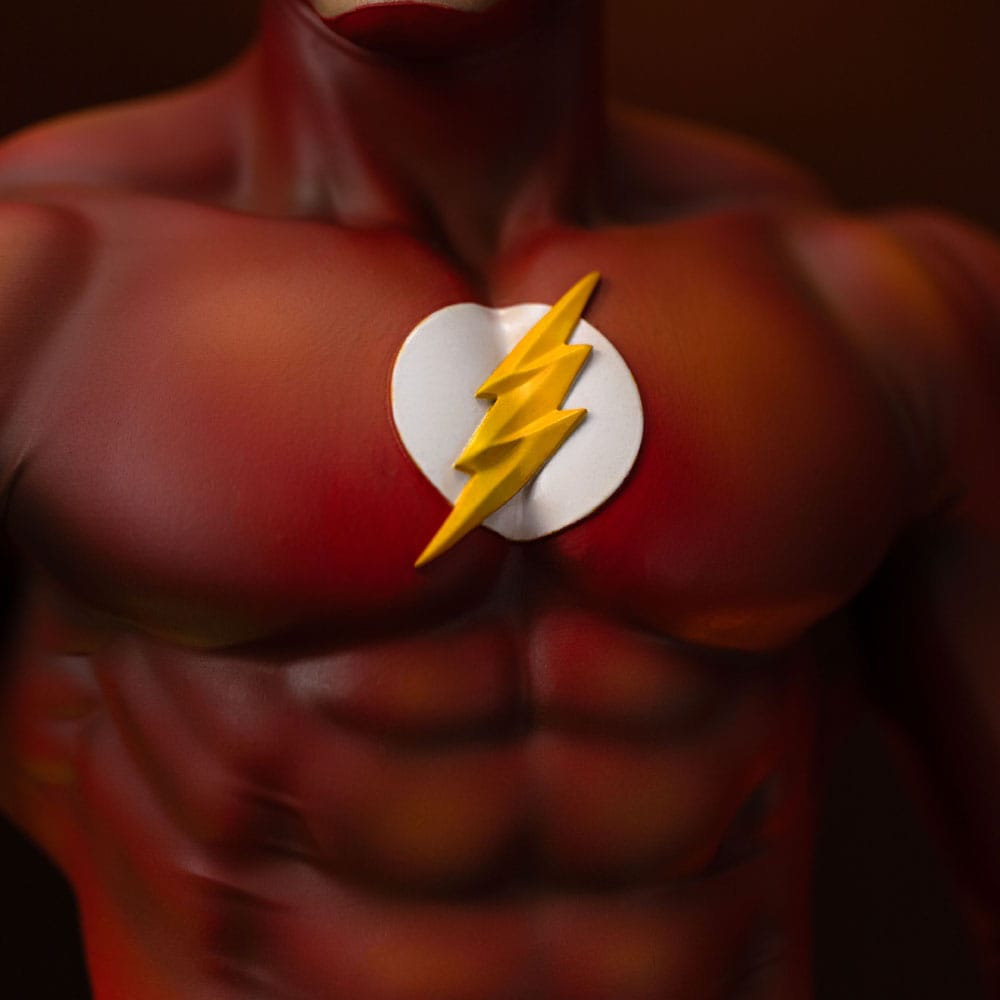 DC Comics Legacy Replica Statue 1/4 Flash 54 cm - Preorder - ETA: 20.10.2026