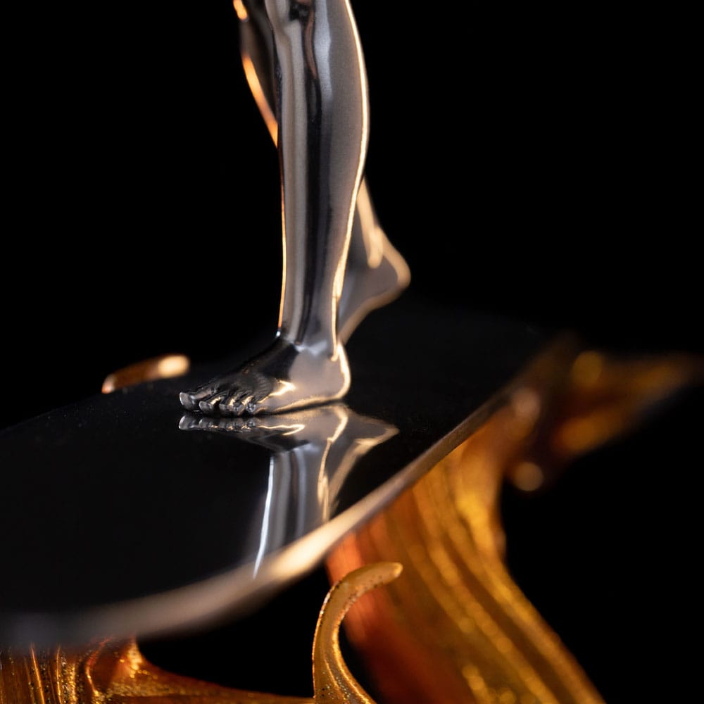Fantastic Four Art Scale Statue 1/10 Silver Surfer 27 cm - Preorder - ETA: 25.08.2026