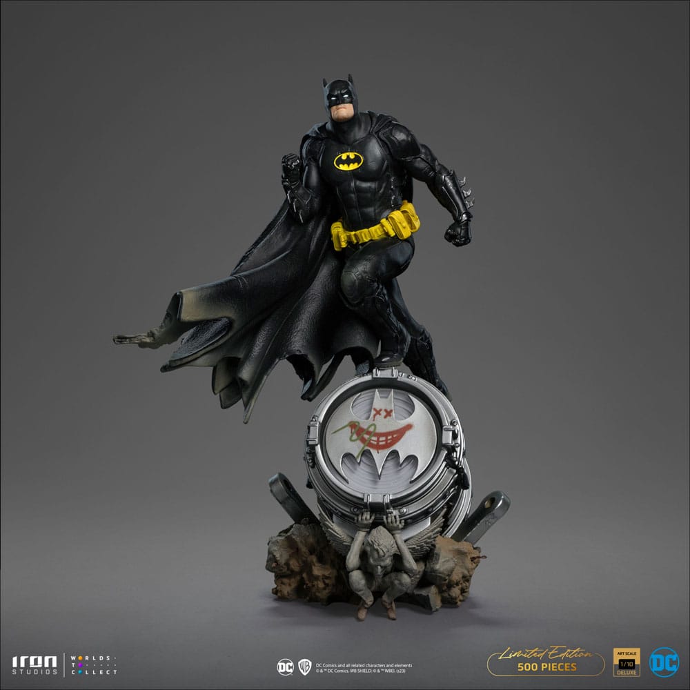 DC Comics BDS Art Scale Statue 1/10 Batman Deluxe (Black Version Exclusive) heo EU Exclusive 30 cm - Versand: 5-7 Tage nach Bestellung