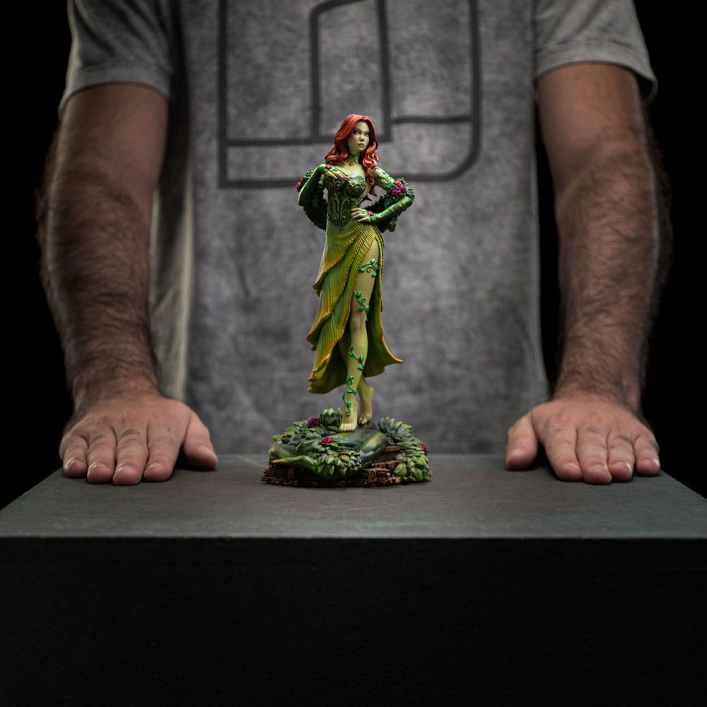 DC Comics Art Scale Statue 1/10 Poison Ivy 22 cm - Preorder - ETA: 10.12.2026