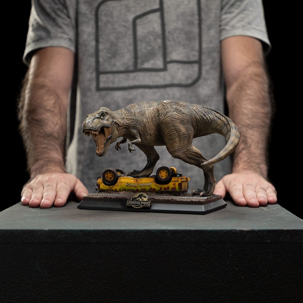 Jurassic Park Icons Statue T-Rex Attack 15 cm - Preorder - ETA: 25.06.2026