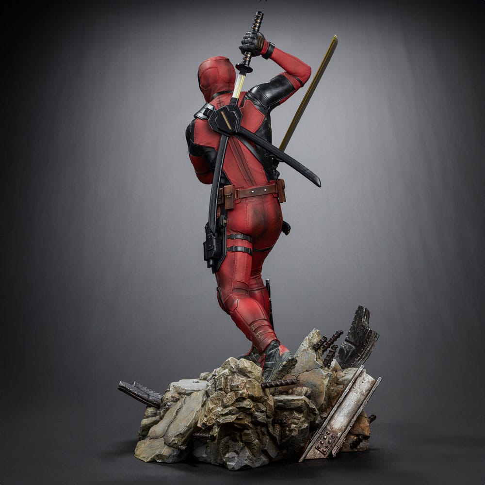Deadpool 3 Legacy Replica Statue 1/4 Deadpool 58 cm - Preorder - ETA: 18.08.2025