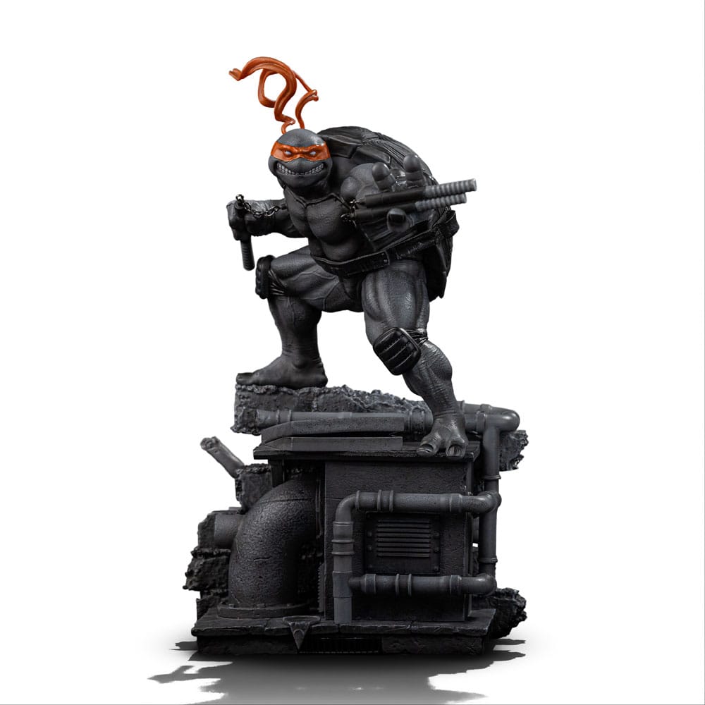 Teenage Mutant Ninja Turtles Art Scale Statue 1/10 Michelangelo Black and White Variant 26 cm heo exclusive   - Preorder - ETA: 25.12.2025