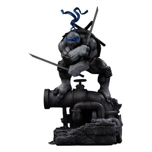 Teenage Mutant Ninja Turtles Art Scale Statue 1/10 Leonardo Black and White Variant 26 cm heo exclusive   - Preorder - ETA: 25.12.2025