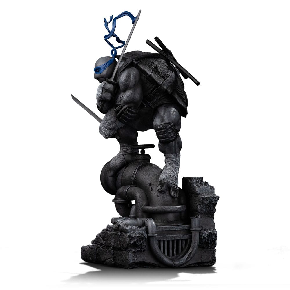 Teenage Mutant Ninja Turtles Art Scale Statue 1/10 Leonardo Black and White Variant 26 cm heo exclusive - Preorder - ETA: 25.12.2025