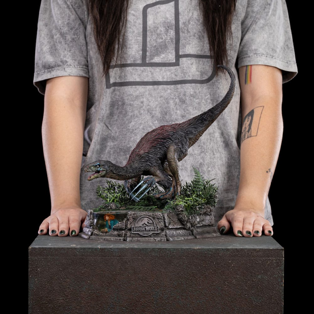 Jurassic World: Dominion Demi Art Scale Statue 1/20 Therizinosaurus 29 cm - Preorder - ETA: 30.12.2025