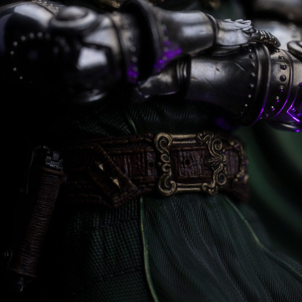 The Infinity Gauntlet Marvel Legends Diorama Art Scale Statue 1/10 Doctor Doom Deluxe Edition 42 cm - Preorder - ETA: 20.12.2025