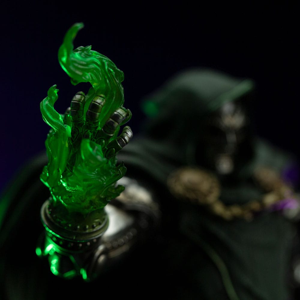 The Infinity Gauntlet Marvel Legends Diorama Art Scale Statue 1/10 Doctor Doom Deluxe Edition 42 cm - Preorder - ETA: 20.12.2025