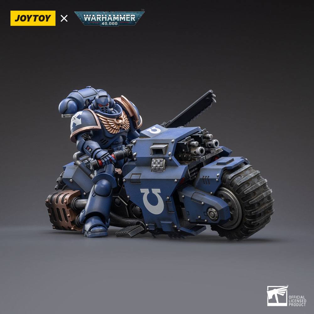 Warhammer 40k Fahrzeug 1/18 Ultramarines Outrider Bike 22 cm  - Preorder - ETA: 25.03.2026